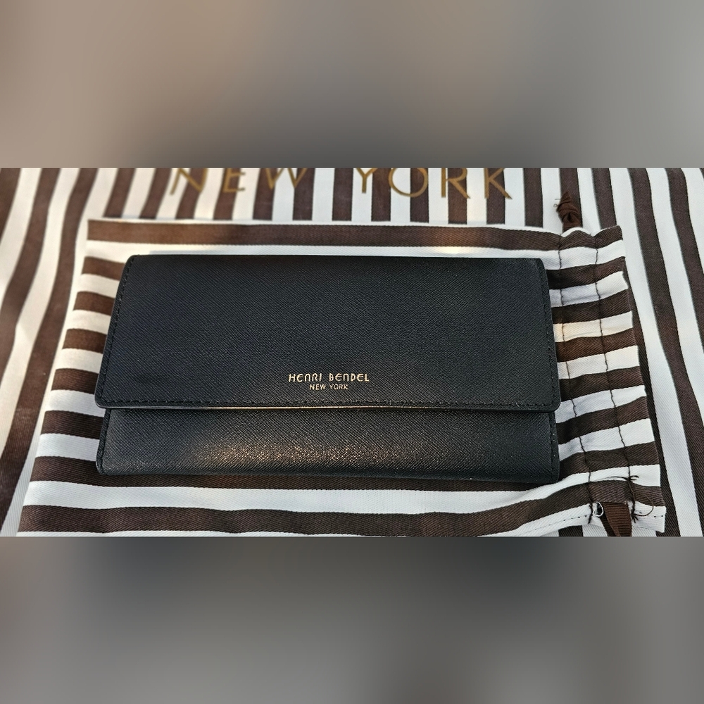 HENRI BENDEL WEST 57 TH TRIFOLD WALLET BLACK